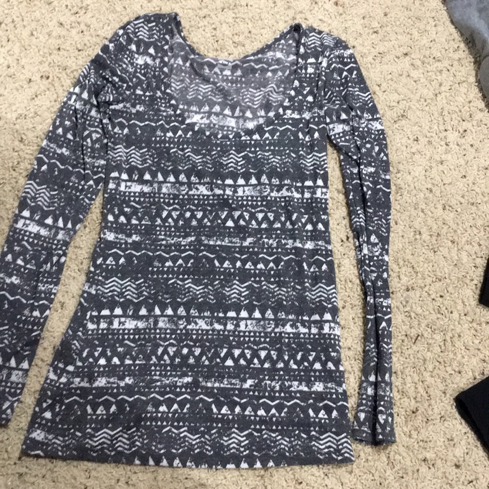 Tribal print grey long sleeve